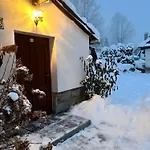 Rozpravkovy Domcek Zvoncek دونوفالي