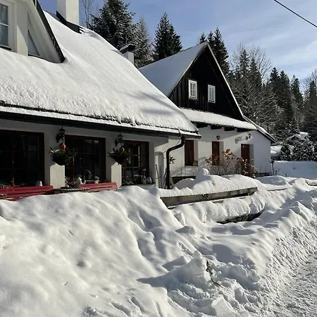 Rozpravkovy Domcek Zvoncek Prázdninový dům