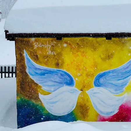 Rozpravkovy Domcek Zvoncek *