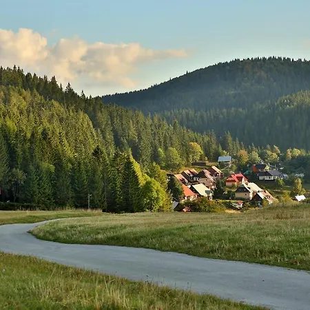 Rozpravkovy Domcek Zvoncek *