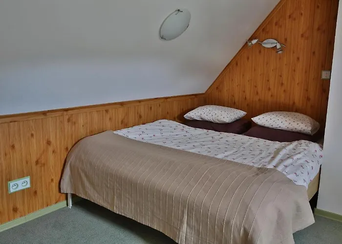 Rozpravkovy Domcek Zvoncek